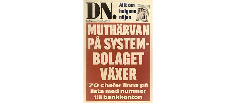 "Systembolagets vd Anitra Steen skriver själv om muthärvan" Aftonbladets löpsedel Deponent: Systembolaget / Systembolaget AB; Motiv-ID: DA-2015-090611-SYS000916