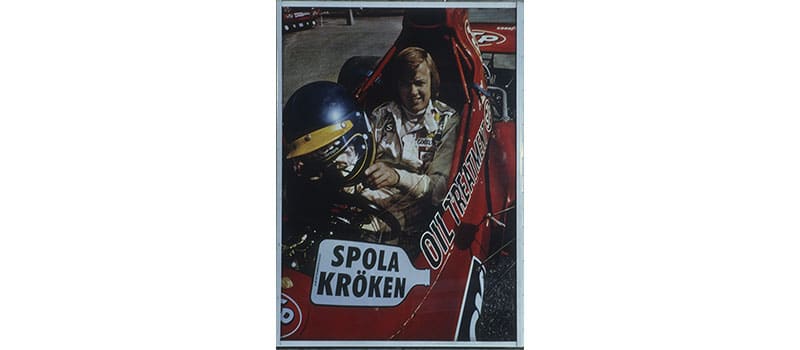 Affisch, Spola Kröken Med Formel 1-föraren Ronnie Peterson (1944-1978) Tidpunkt: 1972; Deponent: Systembolaget / Systembolaget AB; Motiv-ID: DA-2015-089499-SYS000778